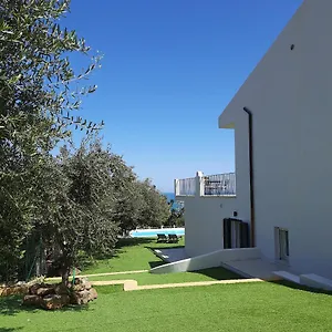  Couette-café Lo Spada Rooms B&B